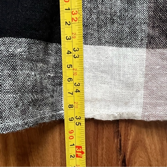 Pink beige black plaid linen button up shirt tunic length w/ handkerchief hem - Picture 6 of 7